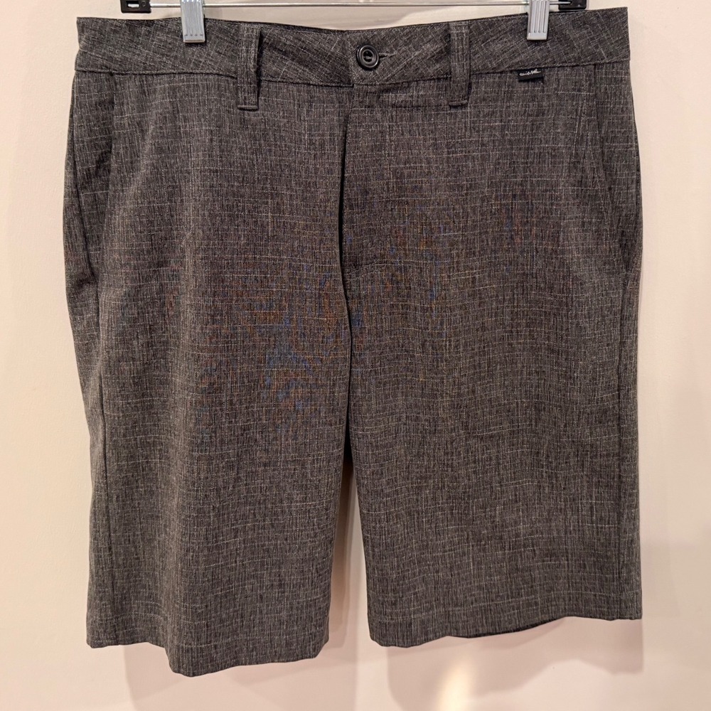 TravisMathew‎ Mens Grey Heather Crosshatch Golf Shorts Size Stretch Performance